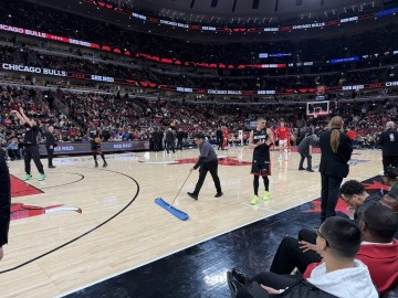 公牛热火比赛苦等俩小时最终延期！NBA是否有过同样奇葩的事？